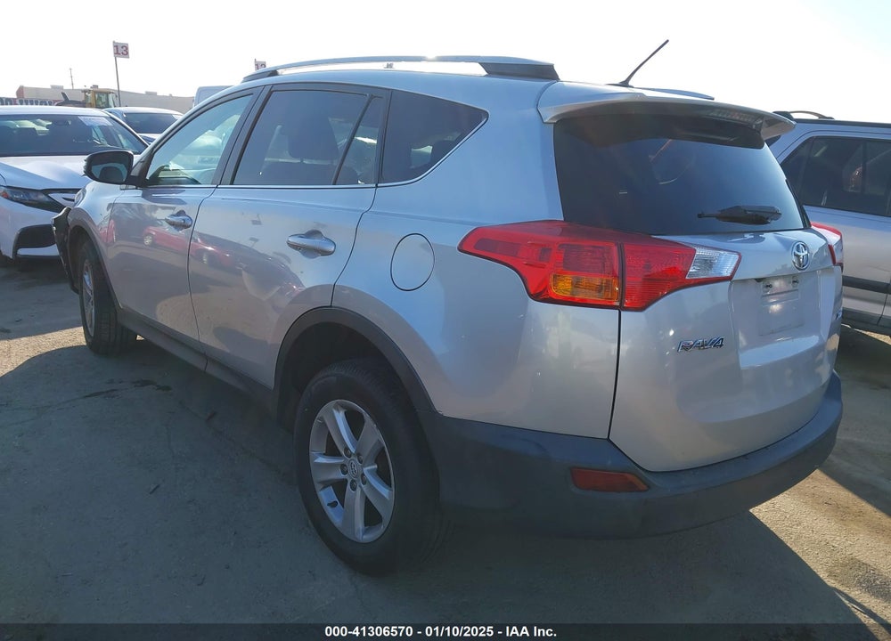2014 TOYOTA RAV4 VIN: 2T3WFREV1EW099805