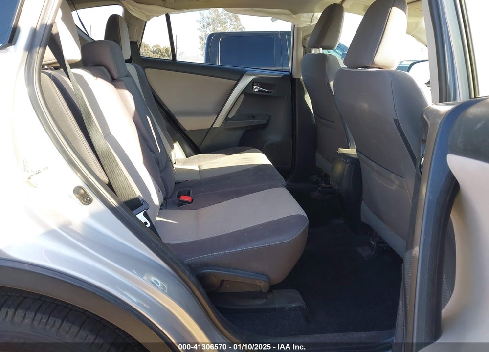 2014 TOYOTA RAV4 VIN: 2T3WFREV1EW099805