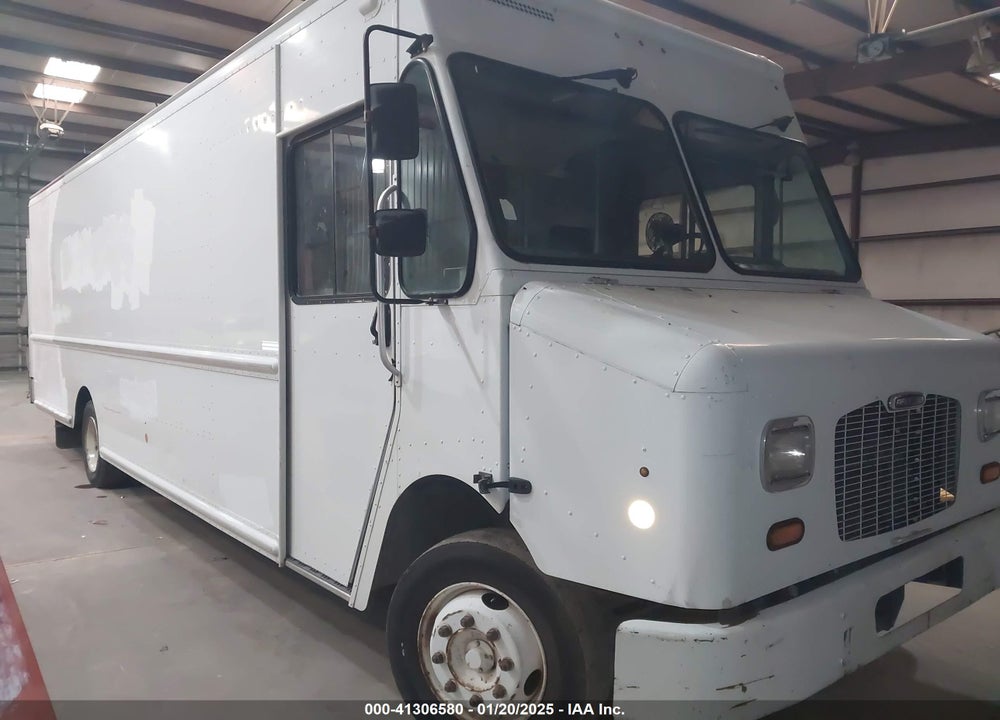 2013 FREIGHTLINER CHASSIS M LINE WALK-IN VAN VIN: 4UZAC3DV8DCFF6865