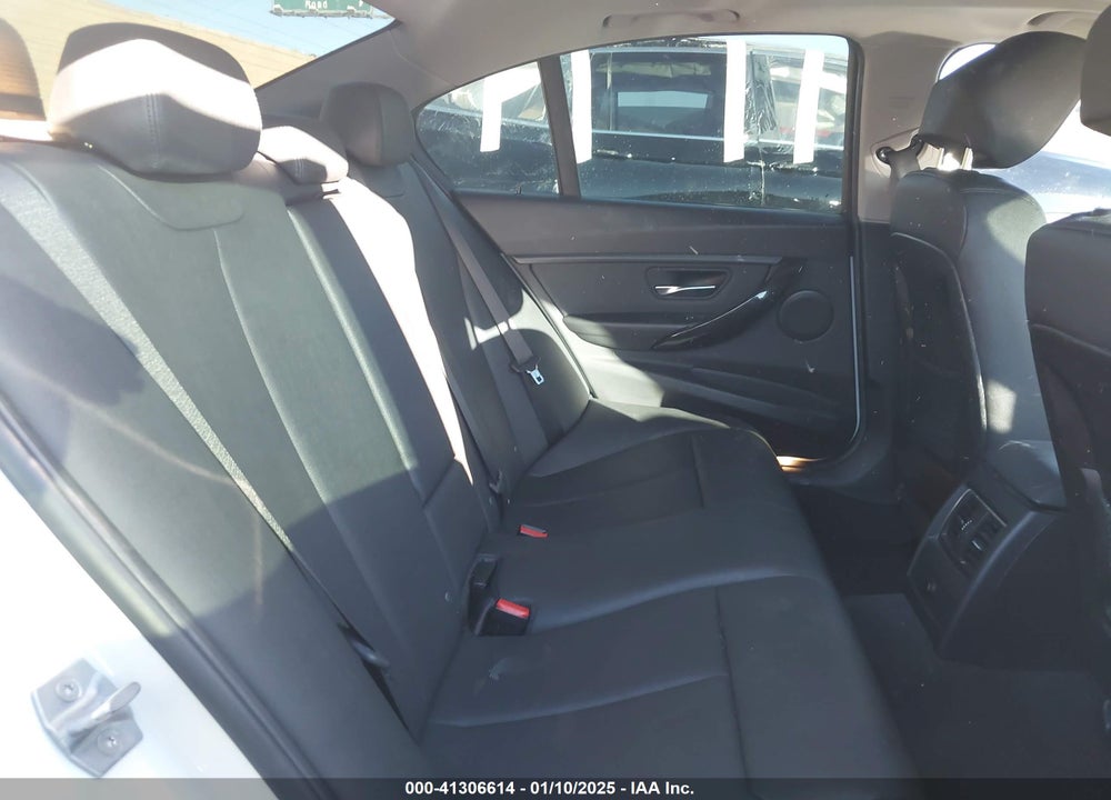 2018 BMW 320I XDRIVE VIN: WBA8A3C59JA488639