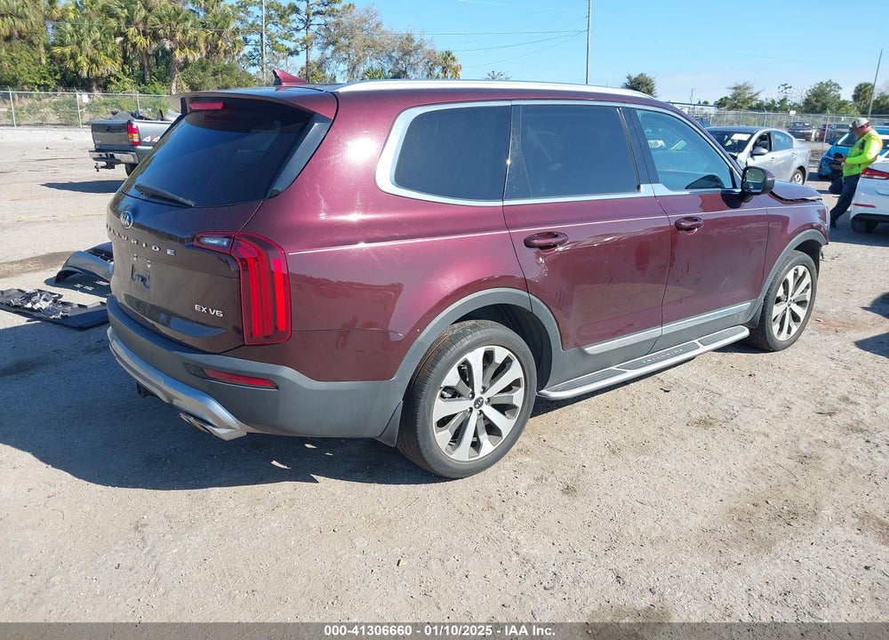 2021 KIA TELLURIDE EX VIN: 5XYP34HC8MG112735