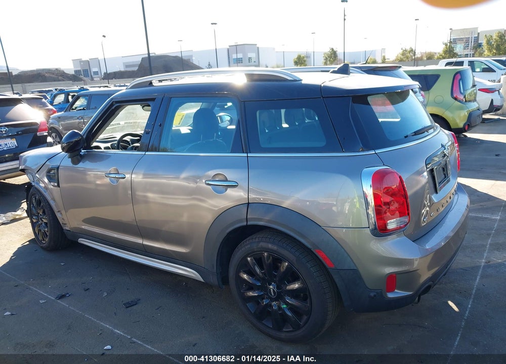 2018 MINI COUNTRYMAN COOPER VIN: WMZYS7C33J3E08460