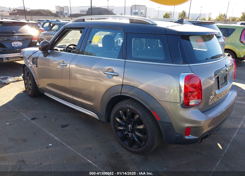 2018 MINI COUNTRYMAN COOPER VIN: WMZYS7C33J3E08460