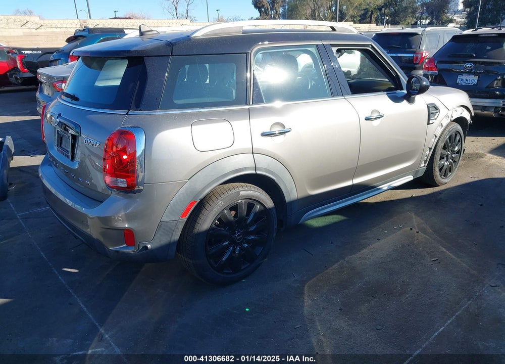 2018 MINI COUNTRYMAN COOPER VIN: WMZYS7C33J3E08460