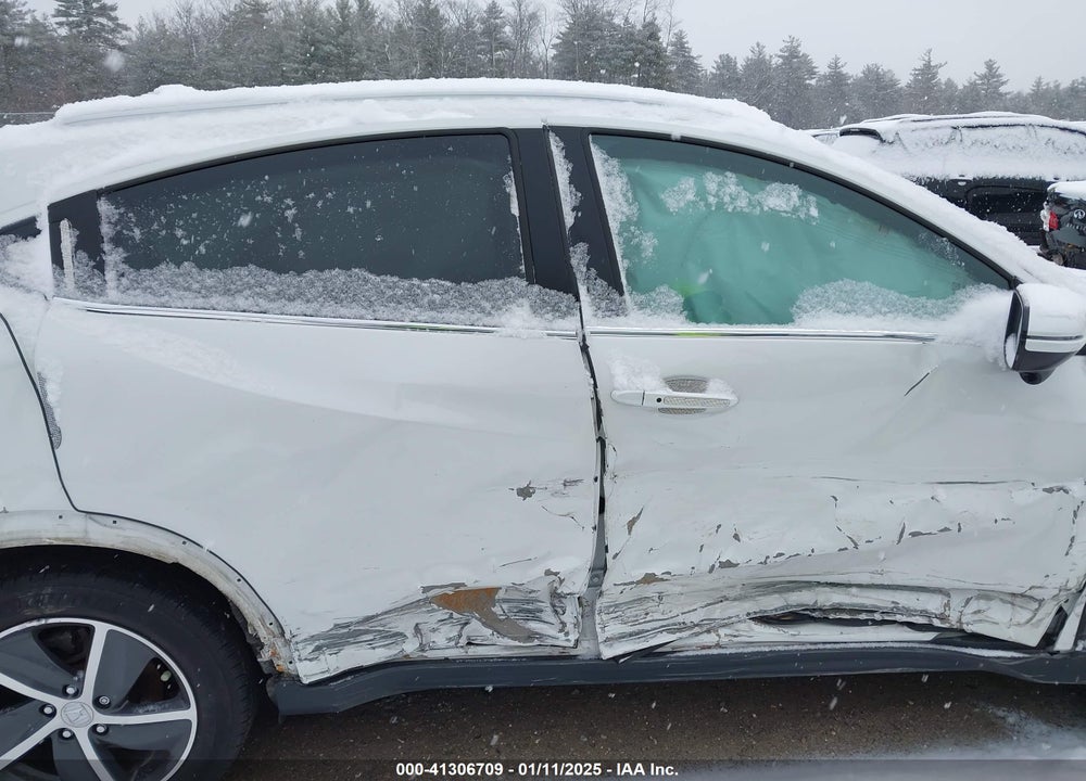 2022 HONDA HR-V AWD EX VIN: 3CZRU6H53NM741840