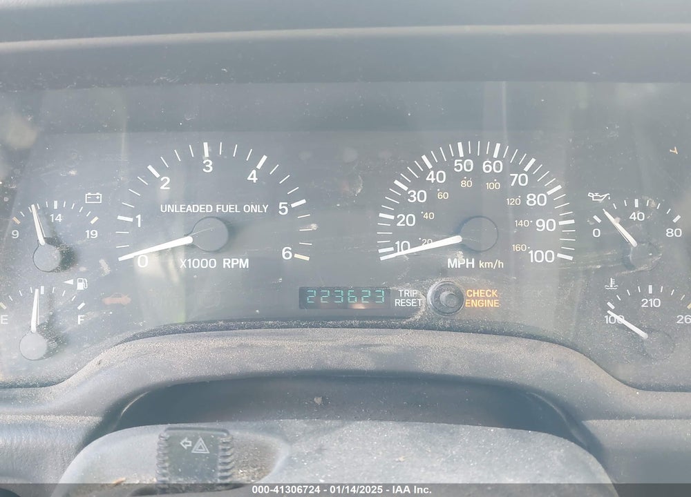 1999 JEEP CHEROKEE CLASSIC/SPORT VIN: 1J4FF68S4XL572242