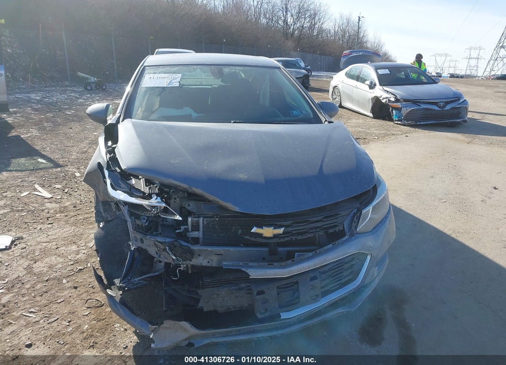 2018 CHEVROLET CRUZE VIN: 1G1BE5SM1J7227724
