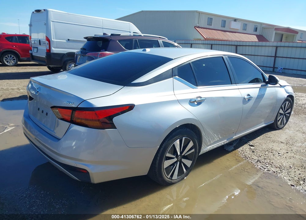 2022 NISSAN ALTIMA SV FWD VIN: 1N4BL4DV8NN371131