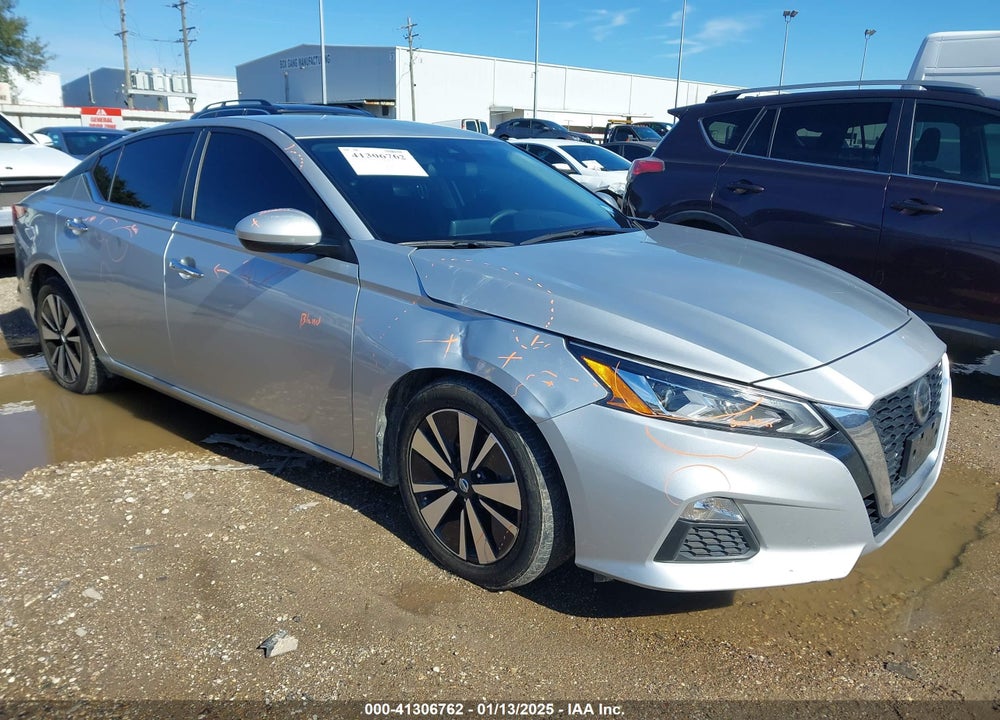 2022 NISSAN ALTIMA SV FWD VIN: 1N4BL4DV8NN371131