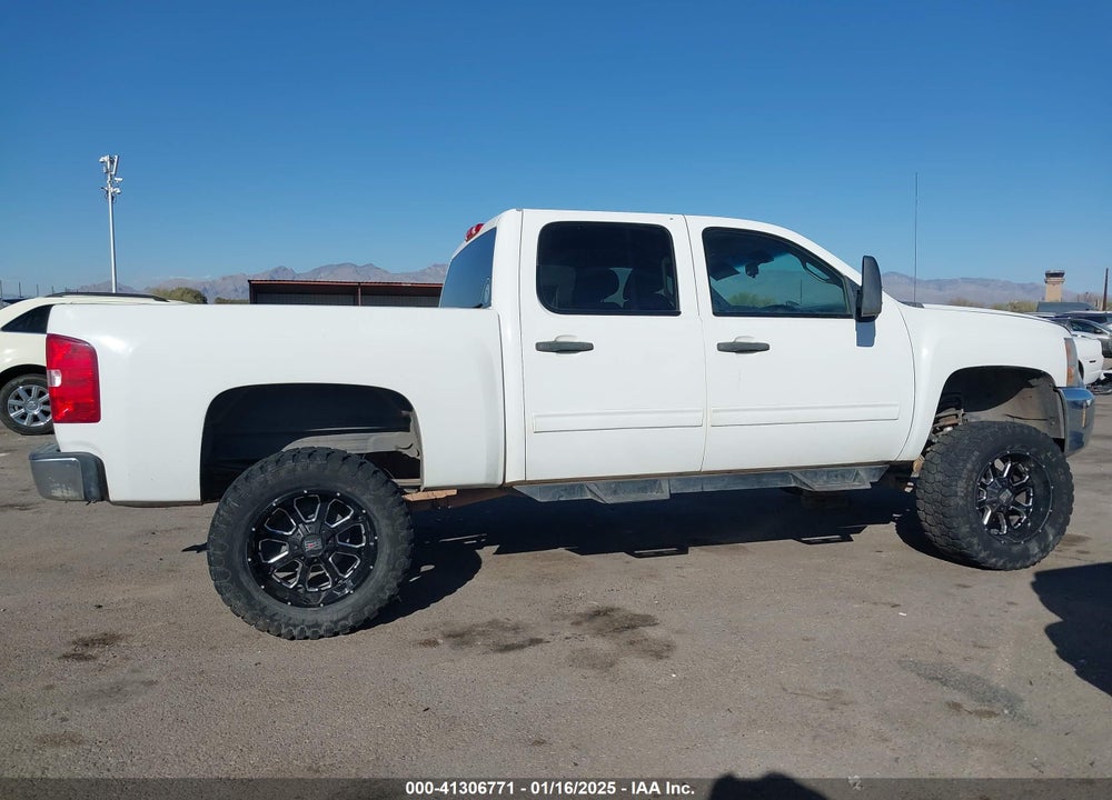 2013 CHEVROLET SILVERADO 1500 LT VIN: 3GCPKSE7XDG328831