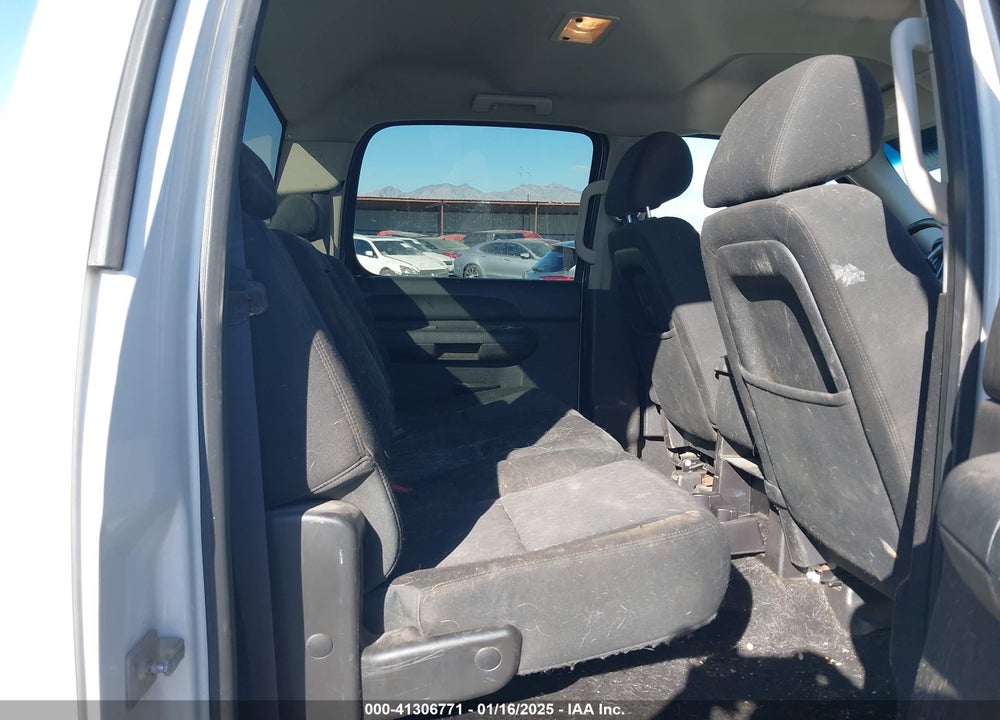 2013 CHEVROLET SILVERADO 1500 LT VIN: 3GCPKSE7XDG328831