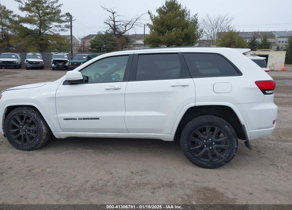 2018 JEEP GRAND CHEROKEE ALTITUDE 4X4 VIN: 1C4RJFAG9JC350858