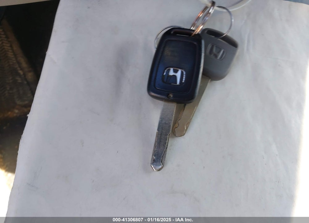 2014 HONDA CR-V LX VIN: 5J6RM4H3XEL035677