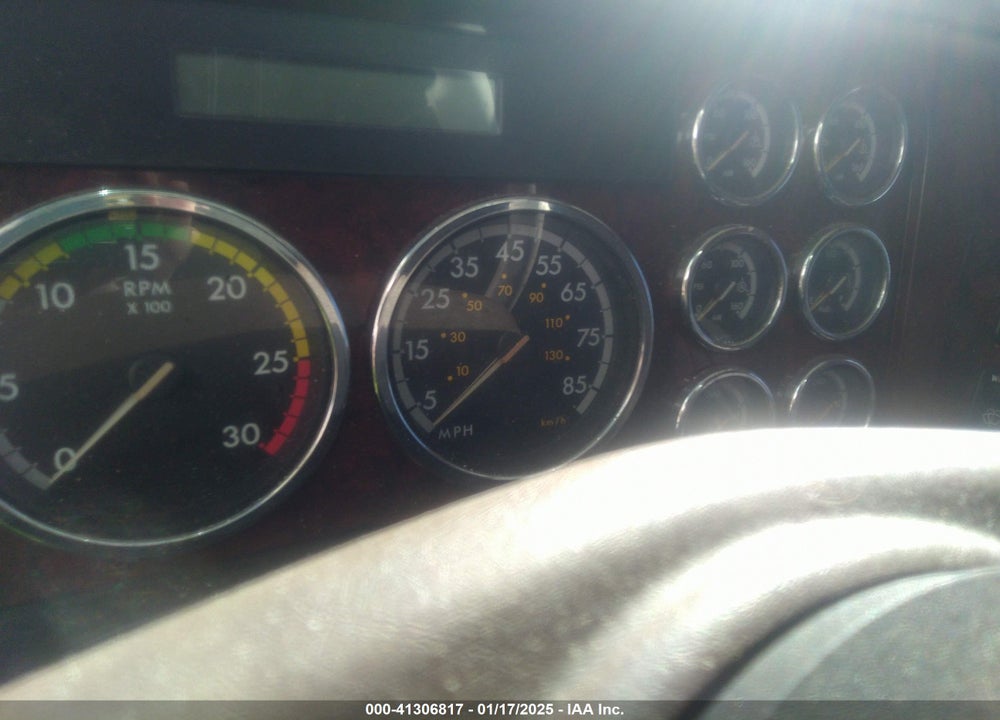 2012 FREIGHTLINER CORONADO 132 CORONADO 132 VIN: 1FVXFB00XCDBJ7727