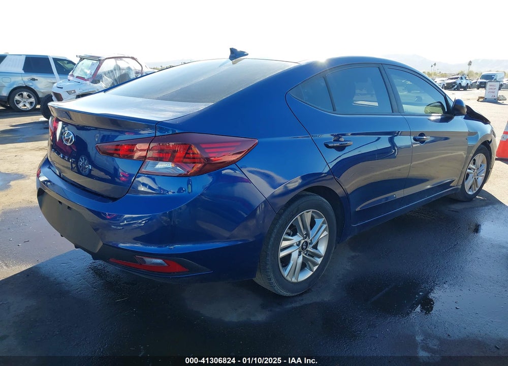 2020 HYUNDAI ELANTRA VIN: 5NPD84LF2LH559378