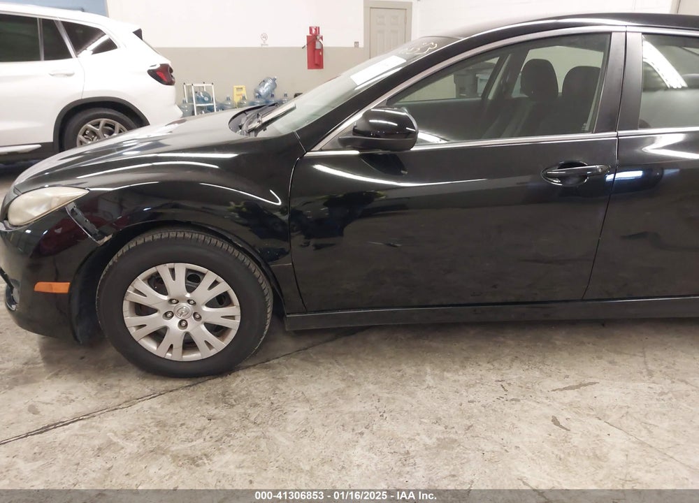 2009 MAZDA 6 I SPORT VIN: 1YVHP81A095M06617