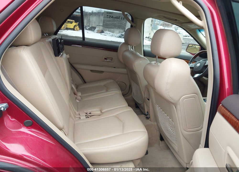 2008 CADILLAC SRX V6 VIN: 1GYEE437080202110