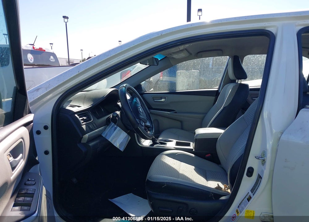 2015 TOYOTA CAMRY SE VIN: 4T1BF1FK0FU113000