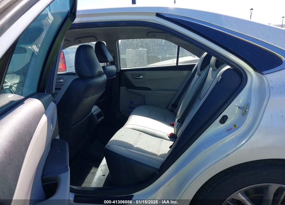2015 TOYOTA CAMRY SE VIN: 4T1BF1FK0FU113000