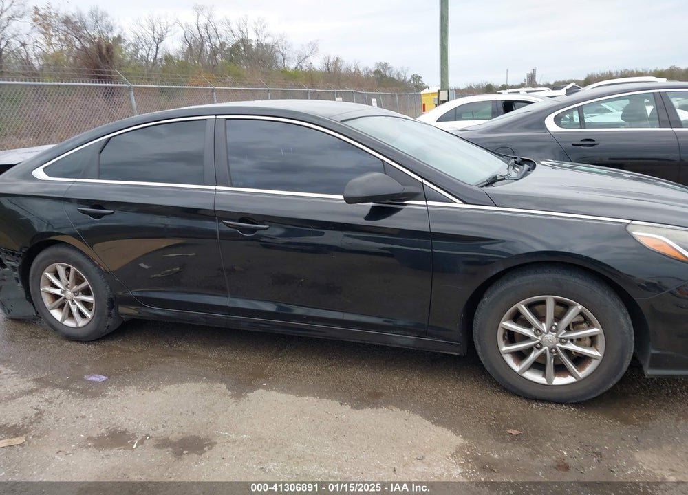 2018 HYUNDAI SONATA VIN: 5NPE24AF5JH618994