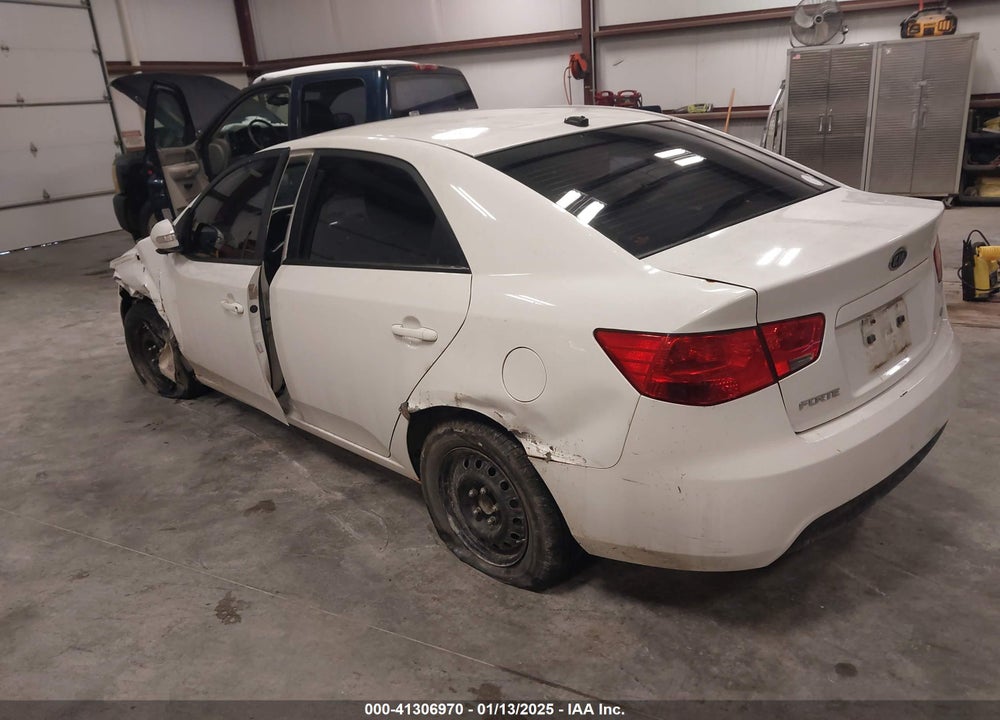 2010 KIA FORTE EX VIN: KNAFU4A22A5182114