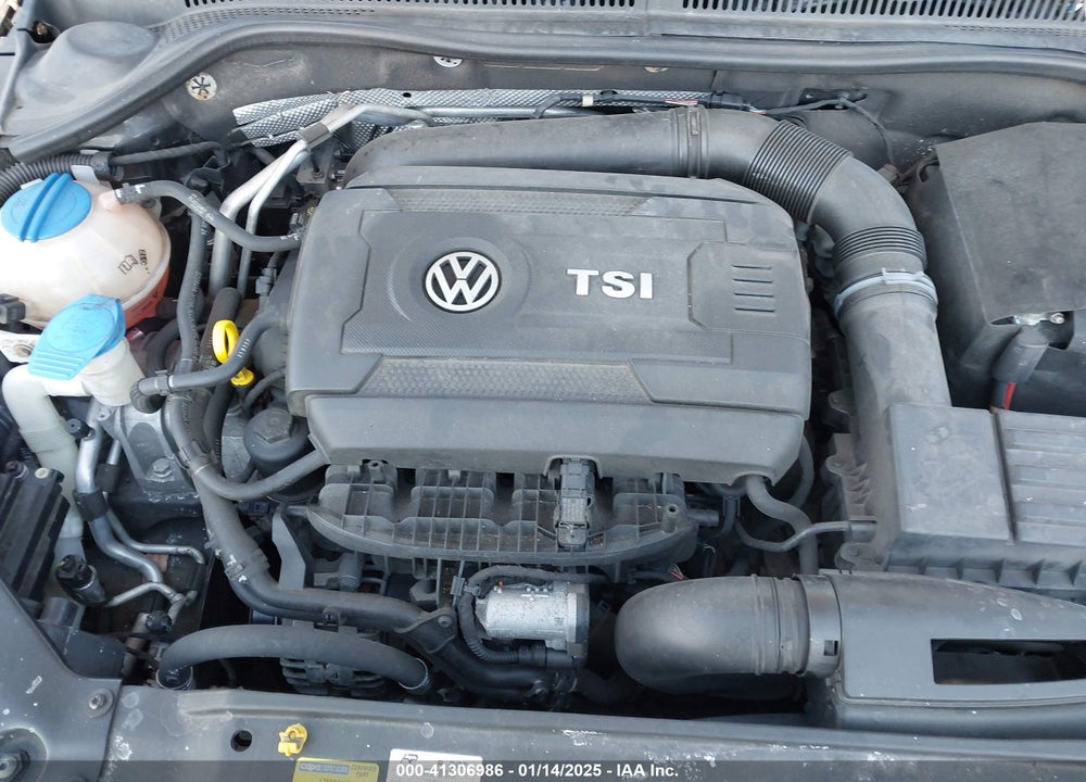 2014 VOLKSWAGEN JETTA 1.8T SE VIN: 3VWD17AJ5EM427528