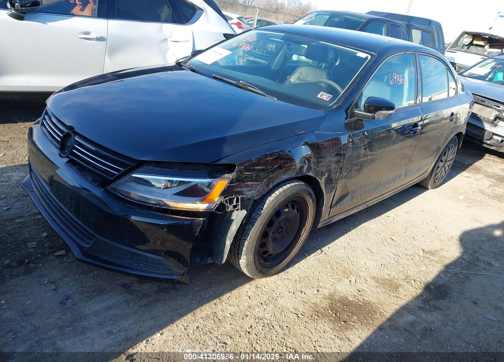 2014 VOLKSWAGEN JETTA 1.8T SE VIN: 3VWD17AJ5EM427528
