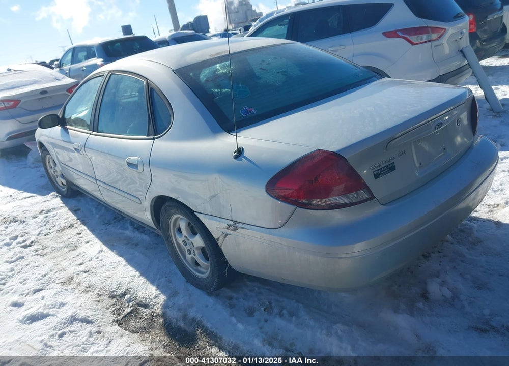 2005 FORD TAURUS SE VIN: 1FAFP53265A122448