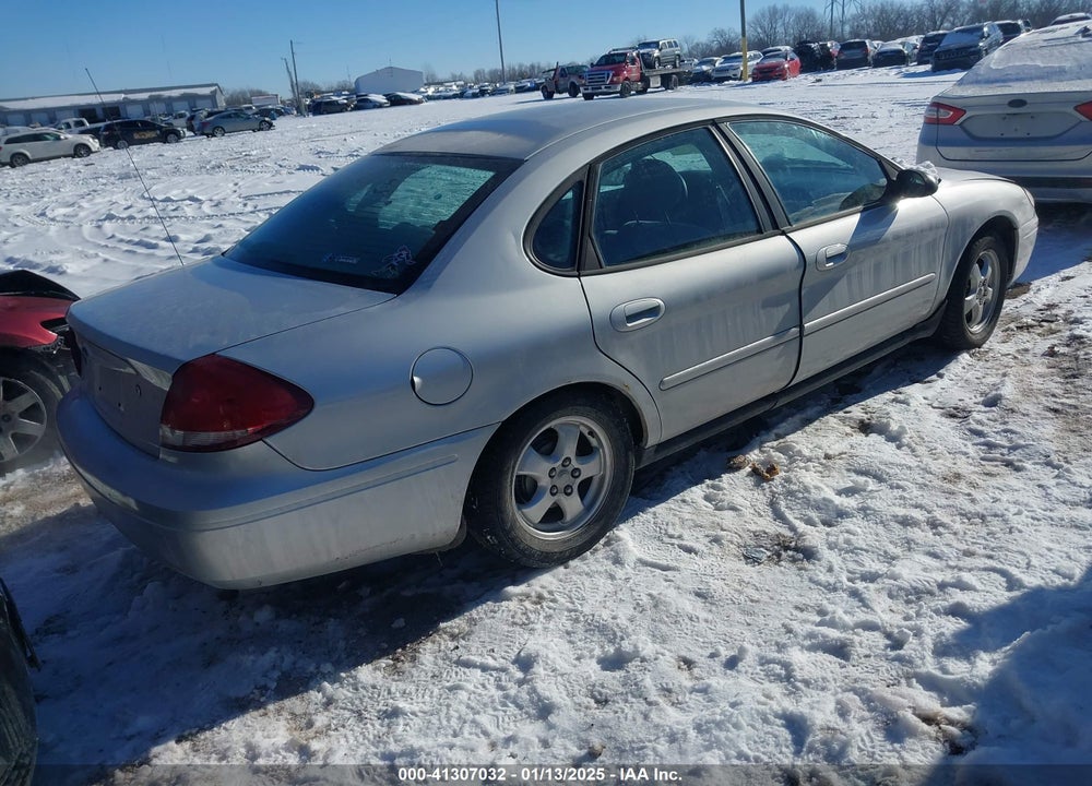 2005 FORD TAURUS SE VIN: 1FAFP53265A122448