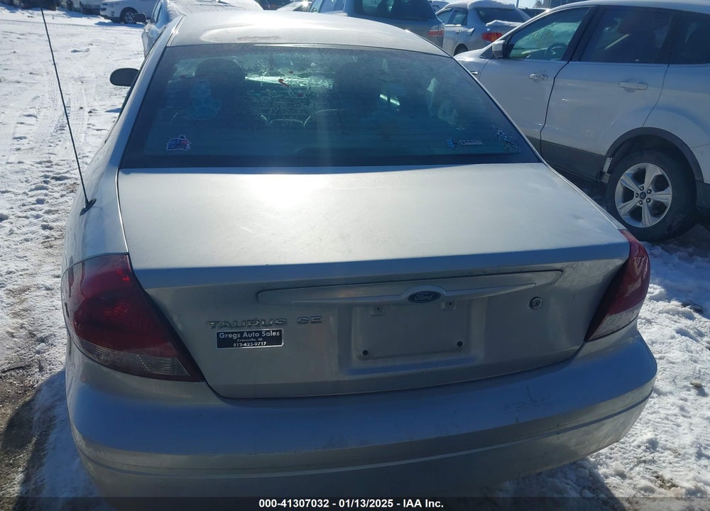 2005 FORD TAURUS SE VIN: 1FAFP53265A122448