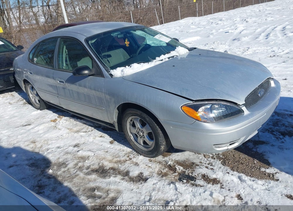 2005 FORD TAURUS SE VIN: 1FAFP53265A122448