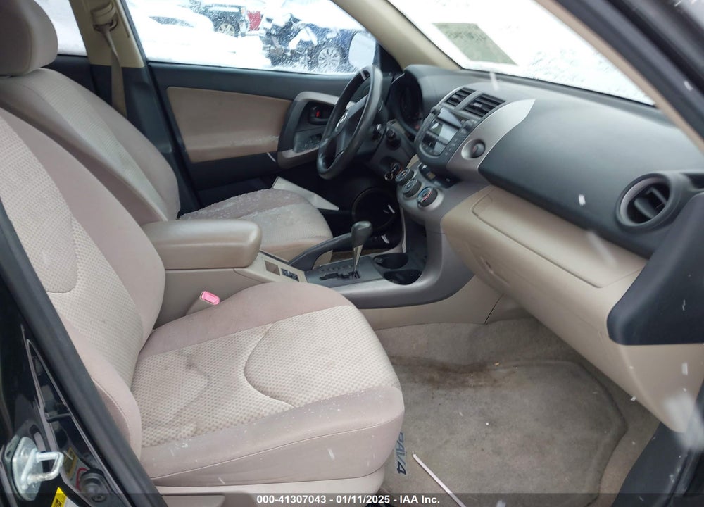 2008 TOYOTA RAV4 VIN: JTMBD33VX85190085