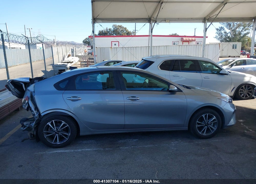 2023 KIA FORTE VIN: 3KPF24AD6PE604439