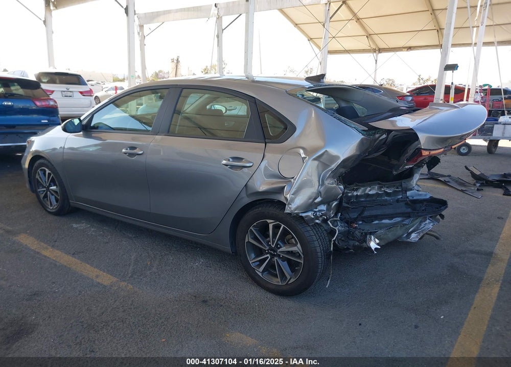 2023 KIA FORTE VIN: 3KPF24AD6PE604439