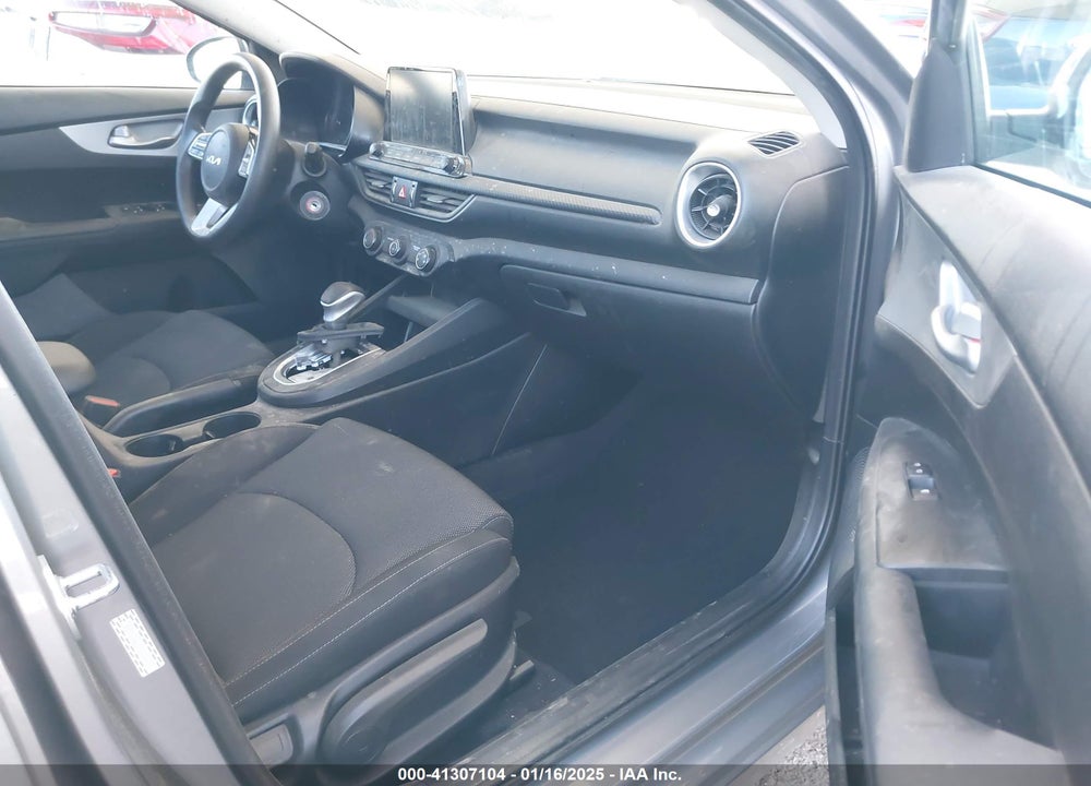 2023 KIA FORTE VIN: 3KPF24AD6PE604439