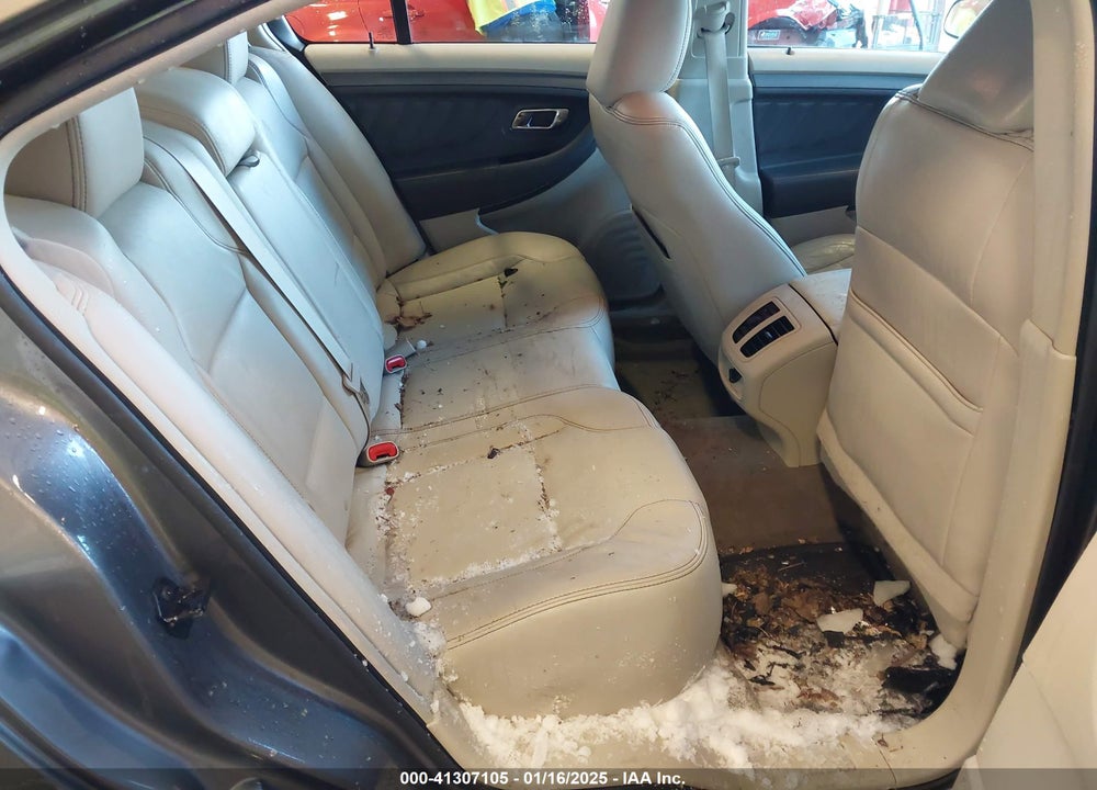 2011 FORD TAURUS VIN: 1FAHP2EW7BG126900