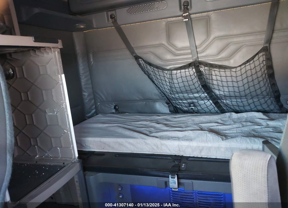 2013 FREIGHTLINER CASCADIA 125 VIN: 1FUJGLBG1DLFE0237