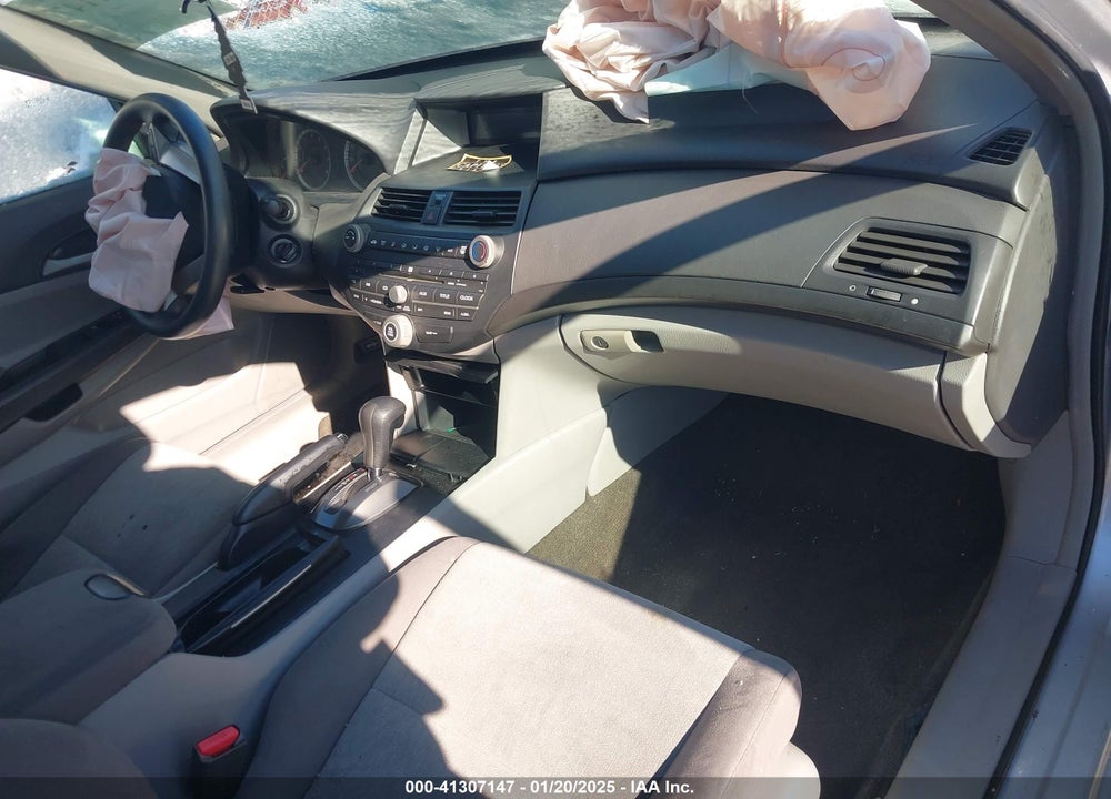2009 HONDA ACCORD VIN: 1HGCP26389A153501