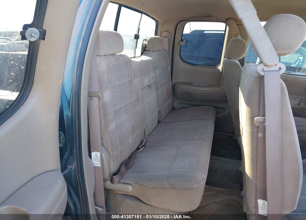 2002 TOYOTA TUNDRA SR5 V8 VIN: 5TBRT341X2S232777