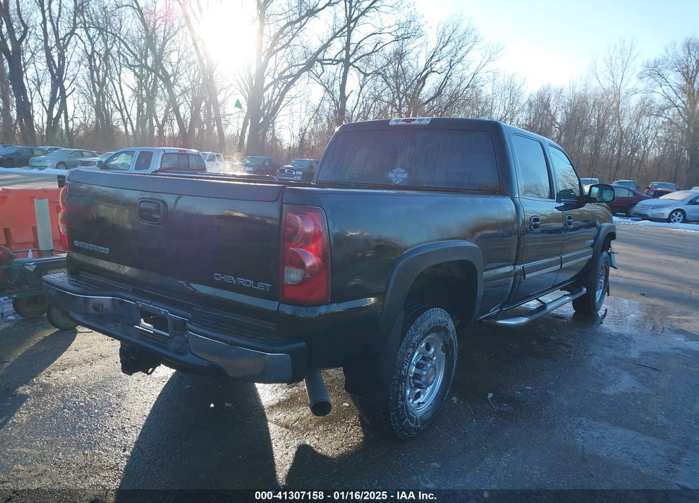2003 CHEVROLET SILVERADO 2500HD LS VIN: 1GCHK23U23F214612