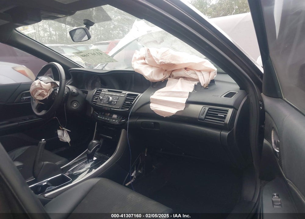 2017 HONDA ACCORD VIN: 1HGCR2F51HA265485