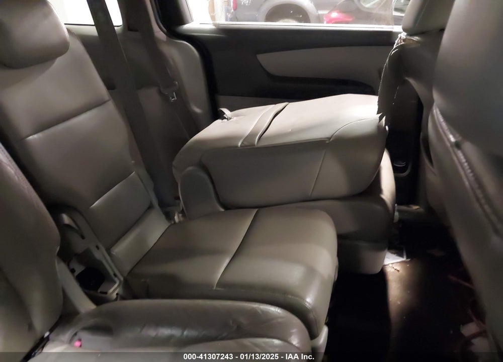 2011 HONDA ODYSSEY EX-L VIN: 5FNRL5H64BB029770