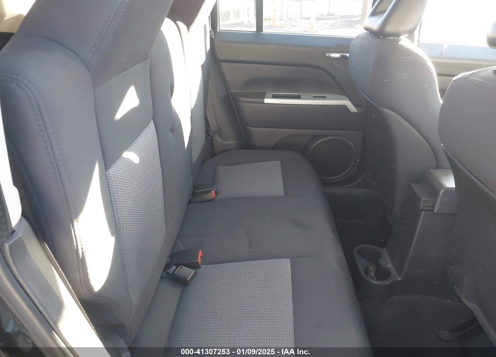 2008 JEEP PATRIOT SPORT VIN: 1J8FF28W08D663823