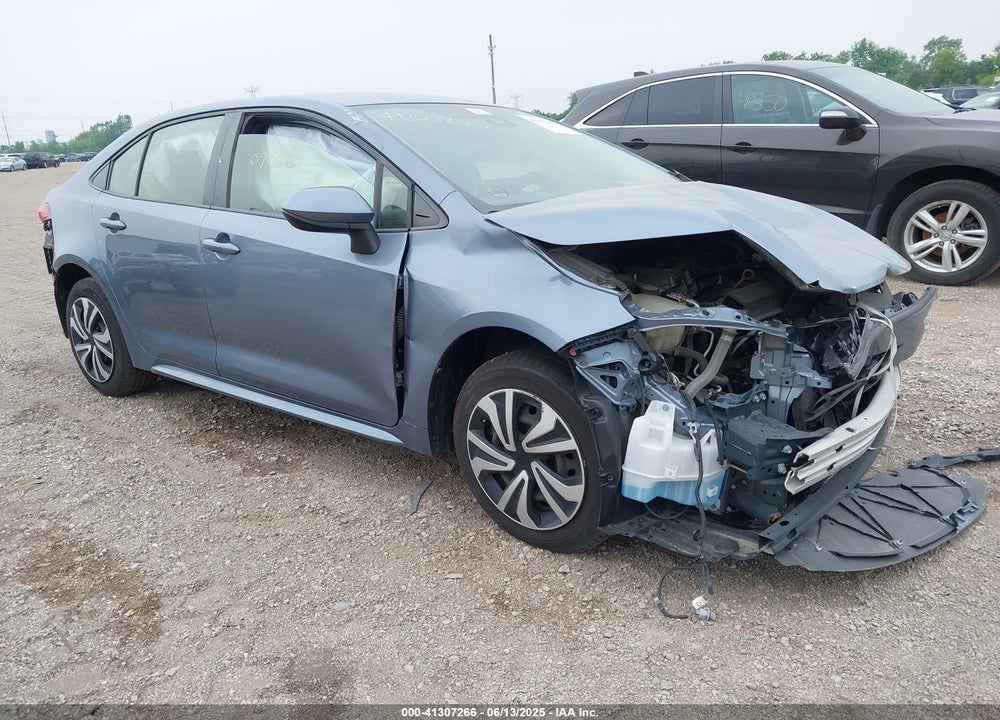 2020 TOYOTA COROLLA LE VIN: JTDEPRAE2LJ057590