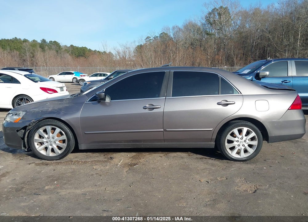 2007 HONDA ACCORD 3.0 EX VIN: 1HGCM66597A028618