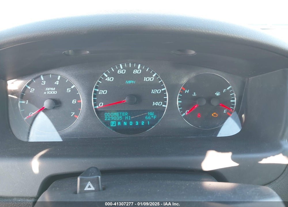2011 CHEVROLET IMPALA LT VIN: 2G1WG5EK6B1130989