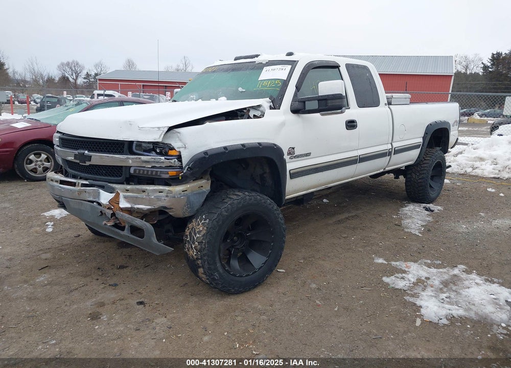 2002 CHEVROLET SILVERADO 2500HD LS VIN: 1GCHK29UX2E118125