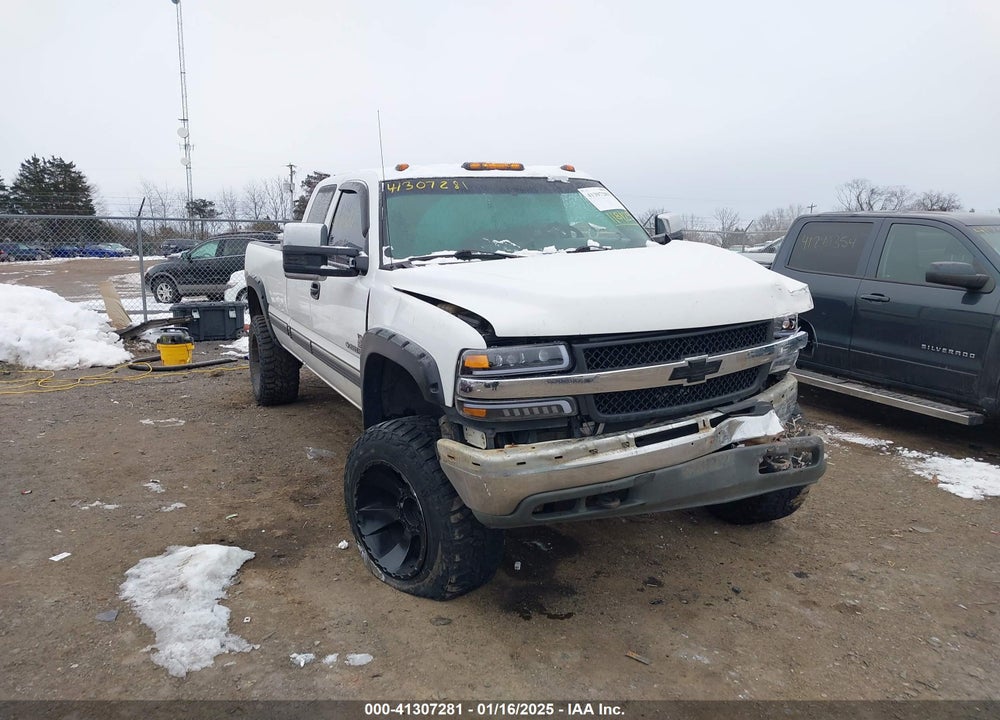 2002 CHEVROLET SILVERADO 2500HD LS VIN: 1GCHK29UX2E118125