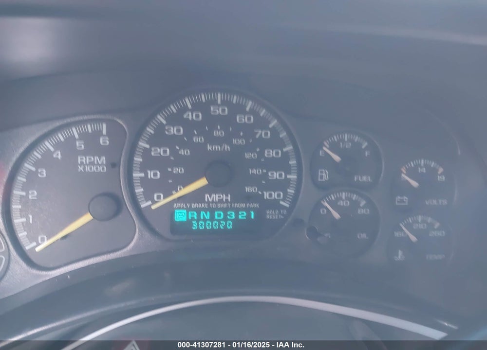 2002 CHEVROLET SILVERADO 2500HD LS VIN: 1GCHK29UX2E118125