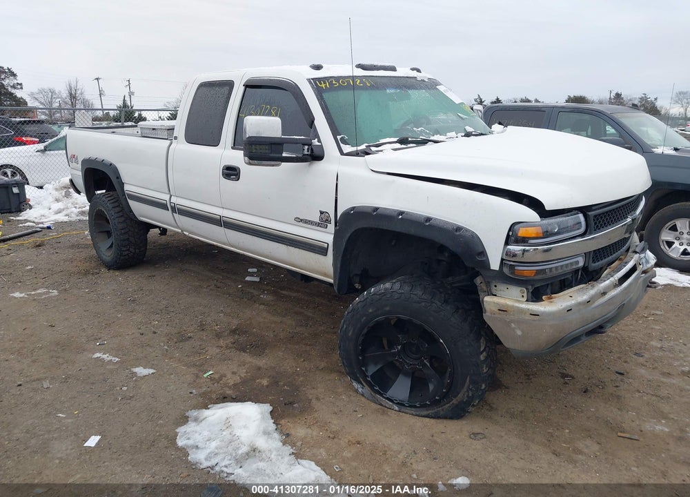 2002 CHEVROLET SILVERADO 2500HD LS VIN: 1GCHK29UX2E118125